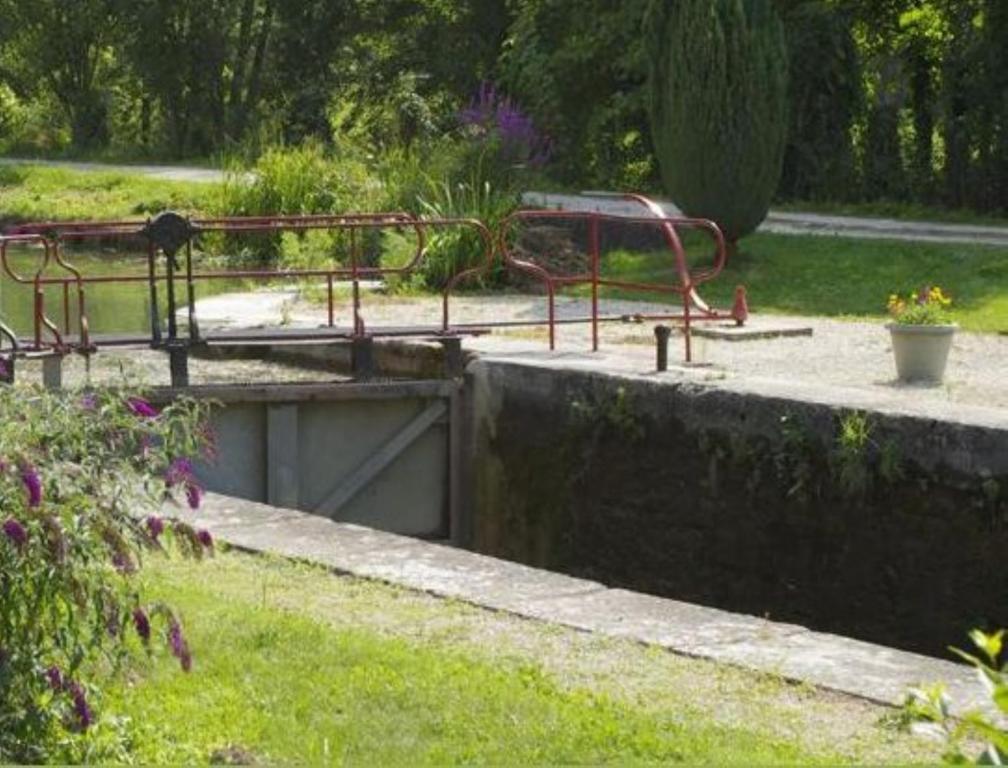Le Clos Du Murier Chassignelles ภายนอก รูปภาพ