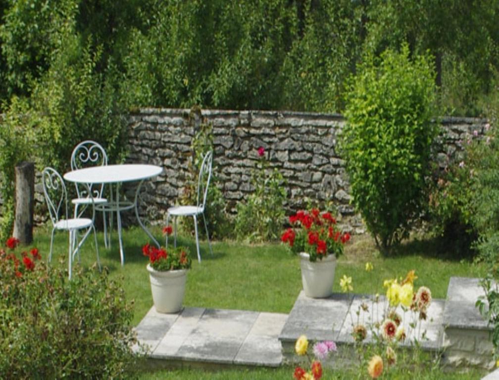 Le Clos Du Murier Chassignelles ภายนอก รูปภาพ